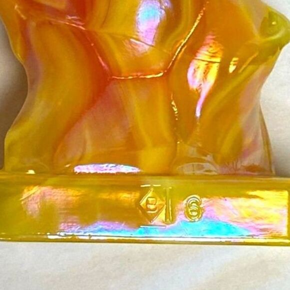 Boyd Art Glass Zack the Elephant Figure Slag Glass Sunkiste Carnival Iridescent - Picture 8 of 9